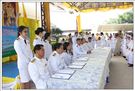 การลงนามบันทึกข้อตกลงความร่วมมือ (MOU) การสร้างภูมิคุ้มกันการป้องกันและแก้ไขปัญหายาเสพติดในสถานศึกษา  เมื่อวันที่ ๓ ธันวาคม ๒๕๕๕