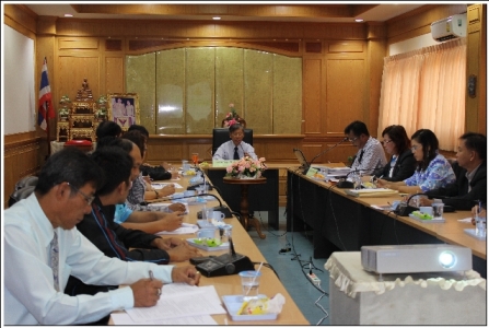 คณะกรรมการประชุมการประกวดสถานศึกษาร่วมใจ สร้างวัฒนธรรมความปลอดภัยใช้รถใช้ถนน ณ ห้องประชุมพุทธโสธร สพป.ฉะเชิงเทรา เขต ๒