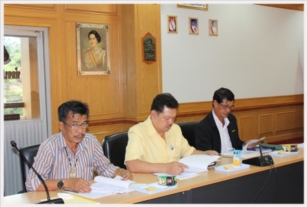 รองผู้อำนวยการสำนักงานเขตพื้นที่การศึกษาประถมศึกษาฉะเชิงเทรา เขต ๒ เป็นกรรมการพิจารณาสรรหาบุคลากรเพื่อปฏิบัติหน้าที่ ในศูนย์เทคโนโลยีสารสนเทศเพื่อการศึกษาในสำนักงานเขตพื้นที่การศึกษาประถมศึกษาฉะเชิงเทรา เขต ๒